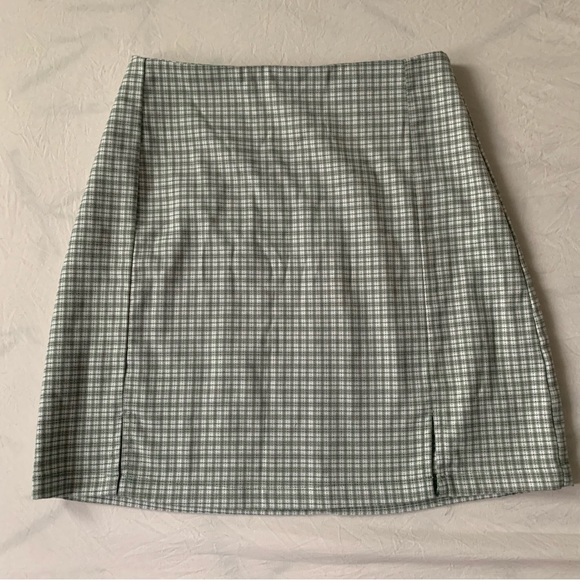 Brandy Melville Skirt - Picture 1 of 2